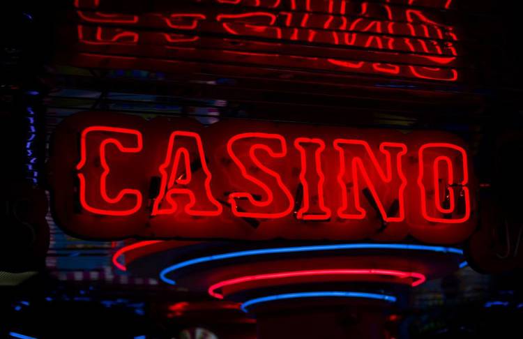 The Allure of Live Casino Online Gaming