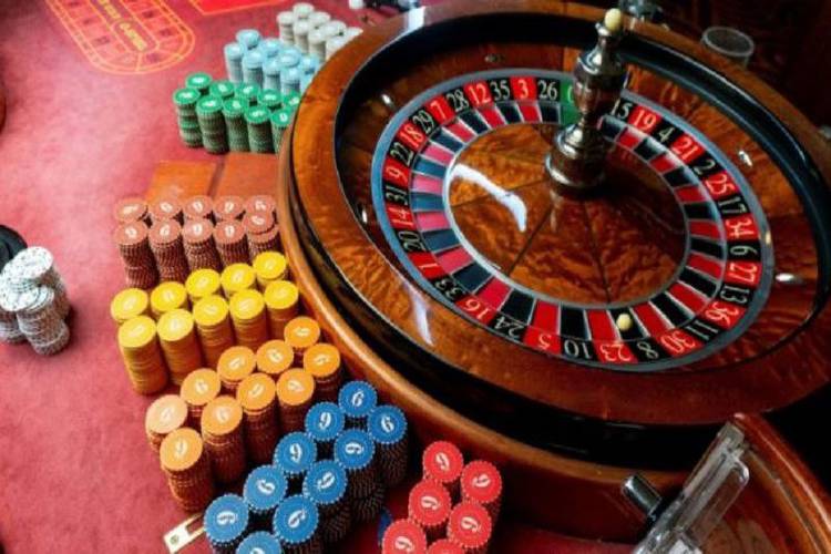 Why Online Casinos Are Better Options than Land-based Casinos