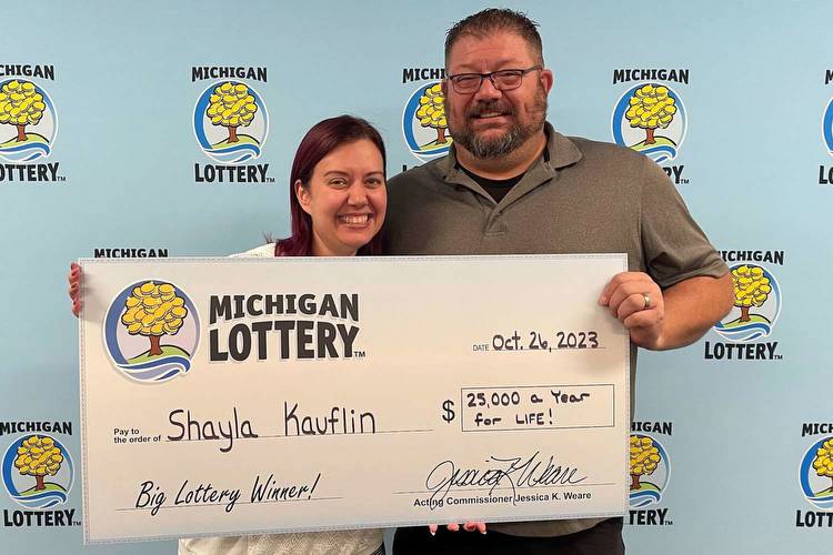 Woman Wins $25,000 a Year for Life on First Try of Lottery Game